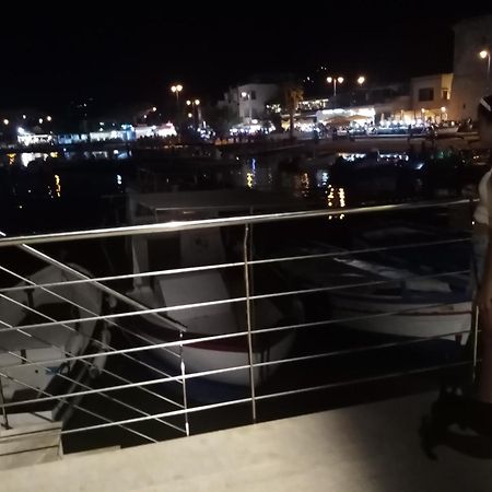 Casa Rosamarina Lägenhet Mondello Exteriör bild