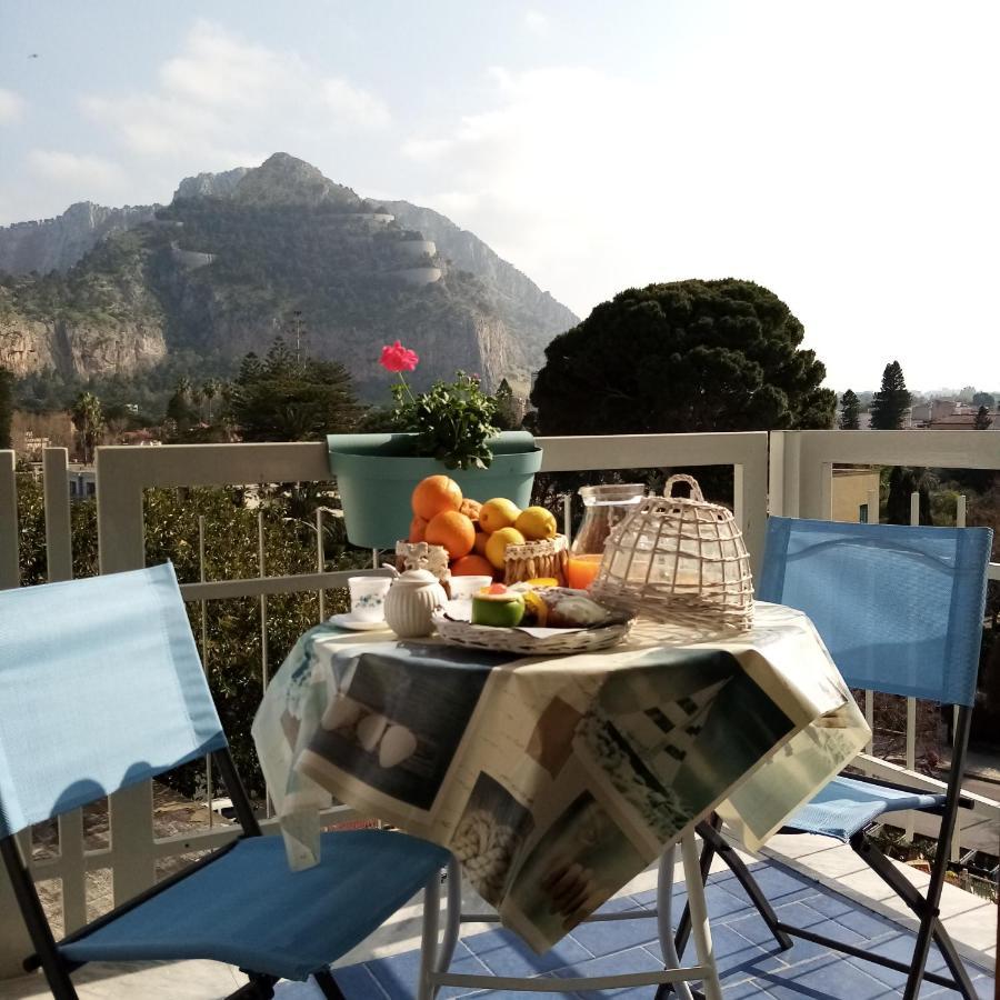 Casa Rosamarina Lägenhet Mondello Exteriör bild