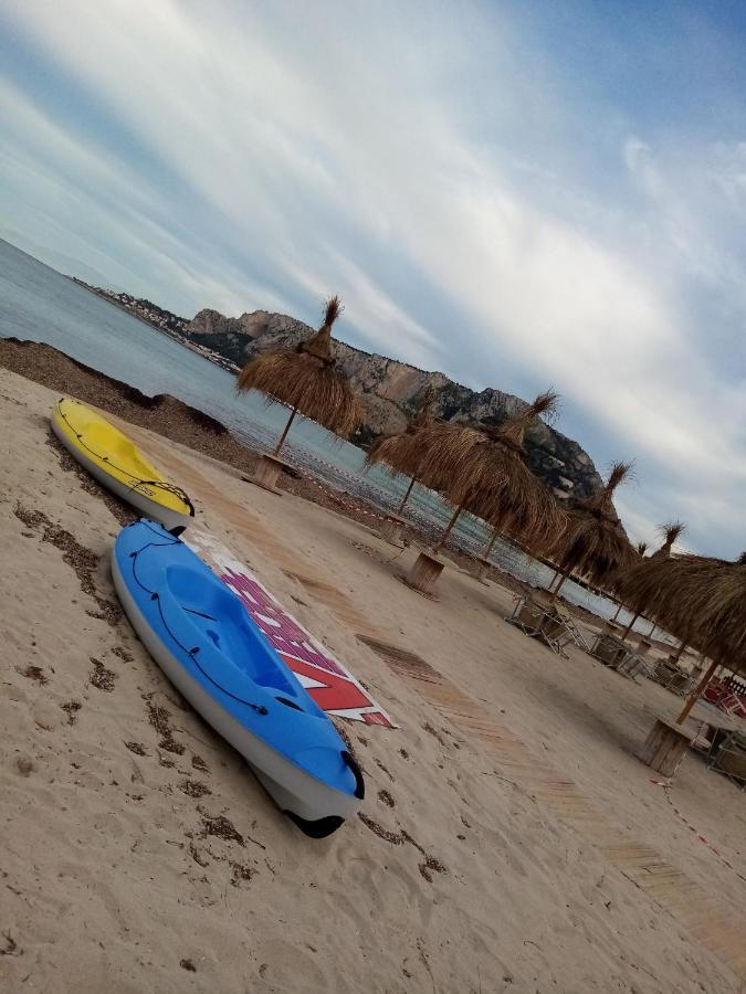 Casa Rosamarina Lägenhet Mondello Exteriör bild