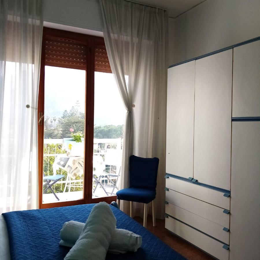Casa Rosamarina Lägenhet Mondello Exteriör bild