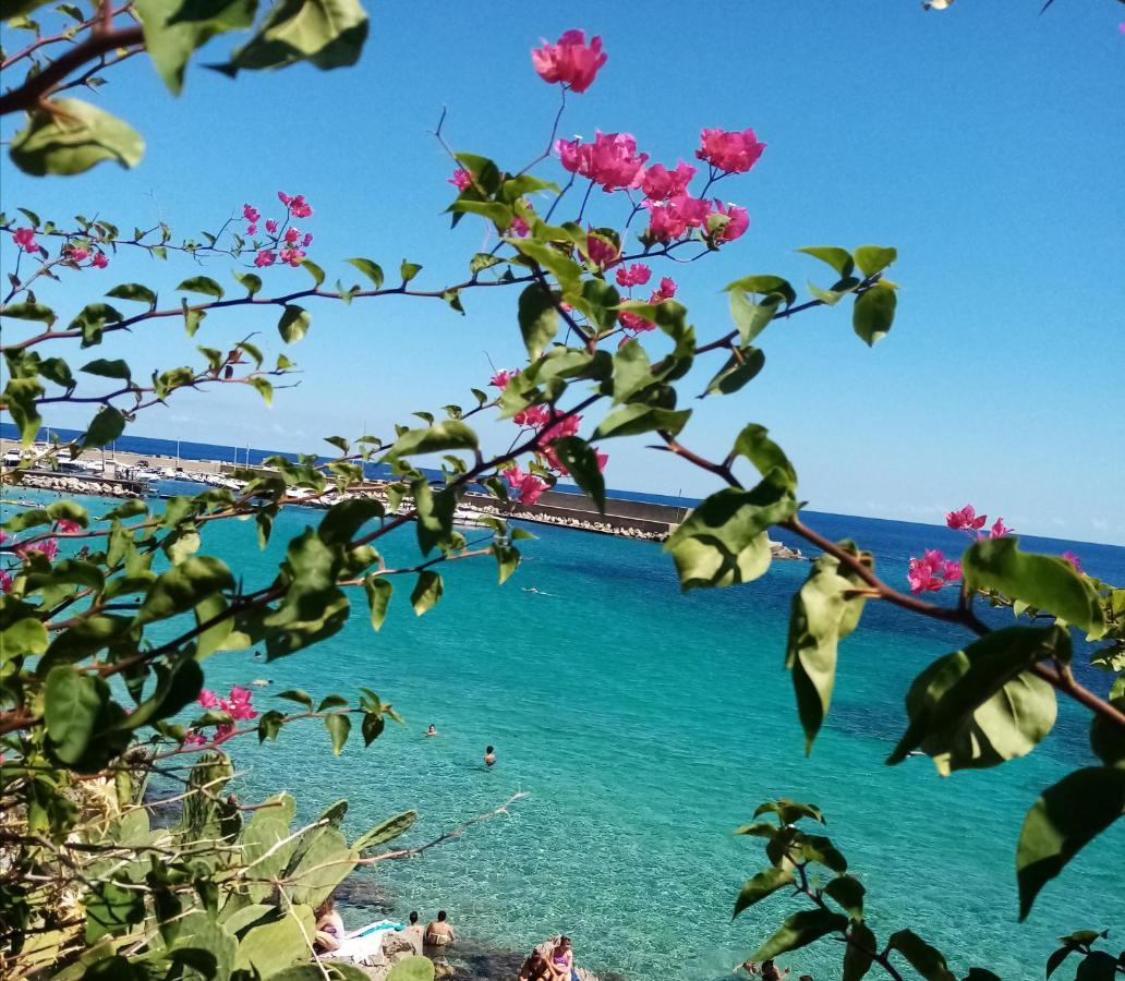 Casa Rosamarina Lägenhet Mondello Exteriör bild